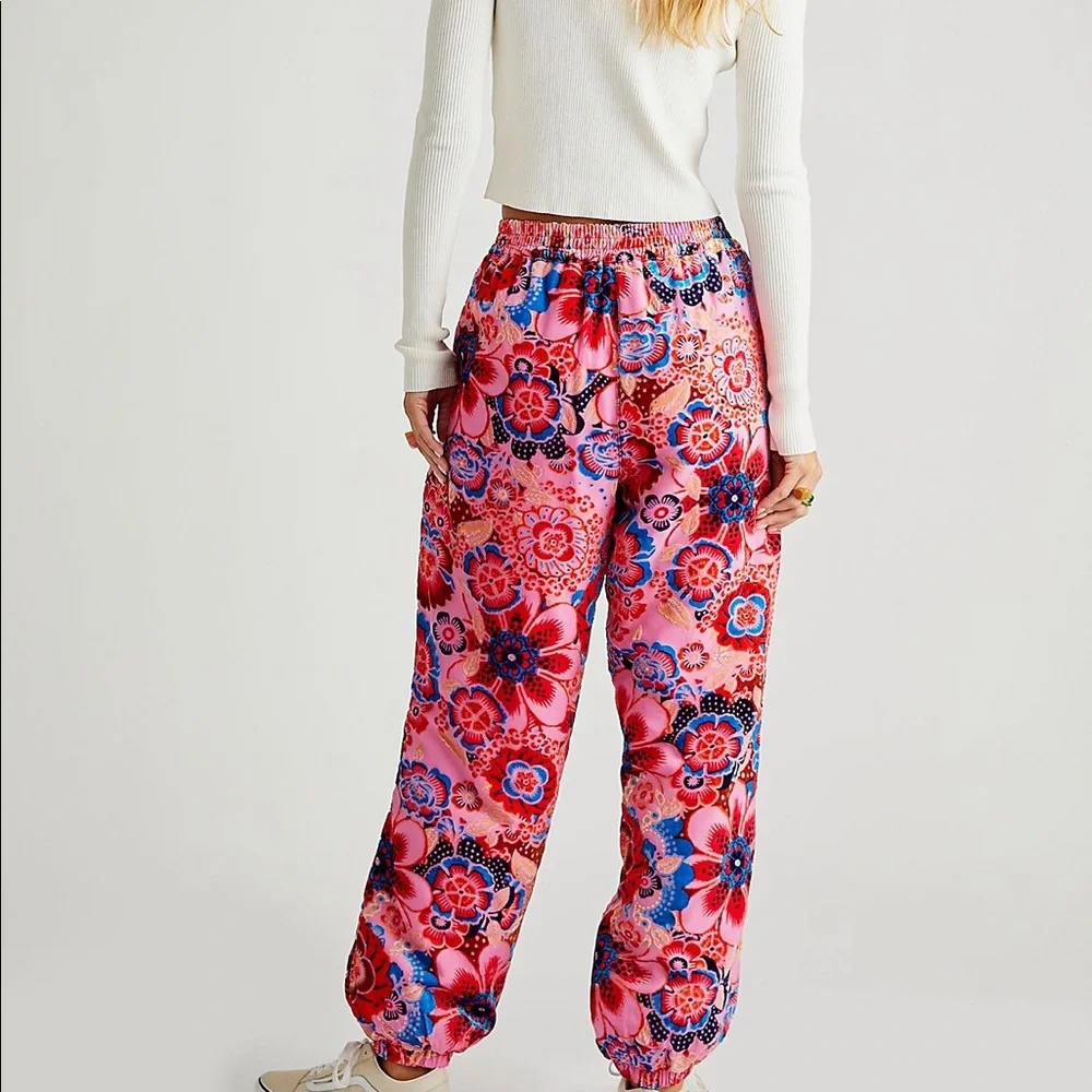 Free People Sun Valley Velvet Pants. Medium. NWT - Picture 2 of 4